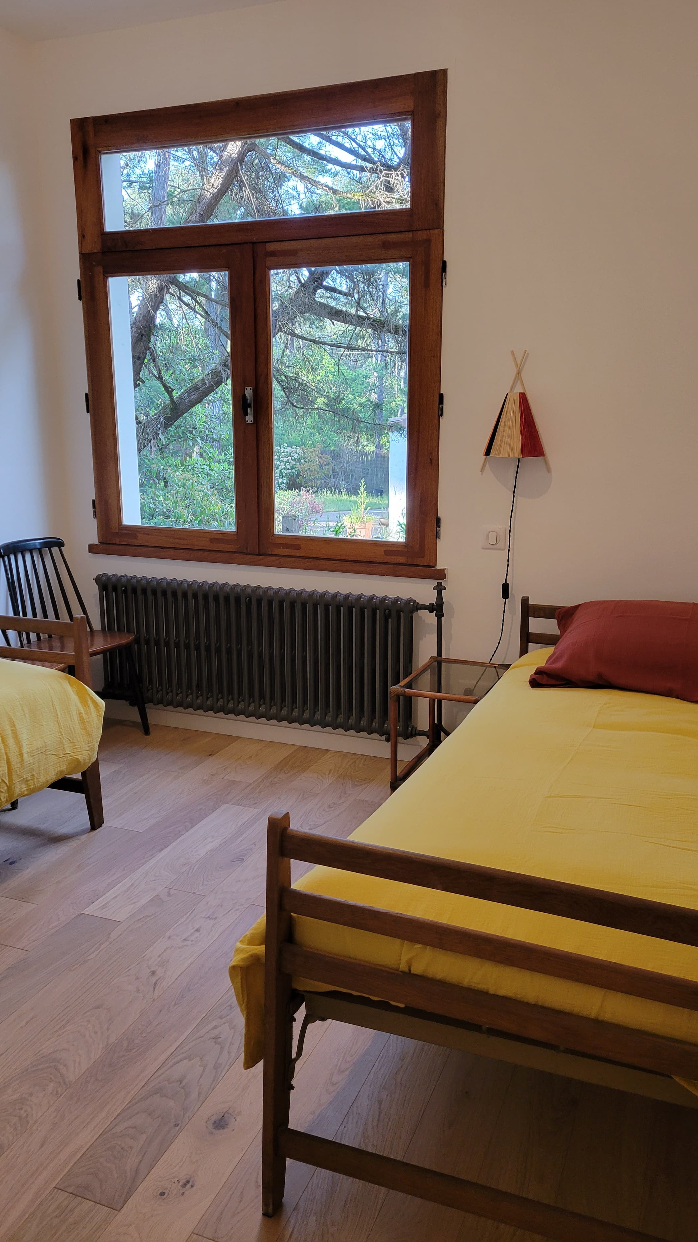 Chambre avec deux lits de 80 x 190 cm (draps en option)